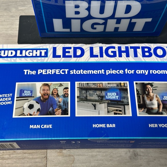 Beer Bud Light LED LIGHTBOX - Picture 3 of 8